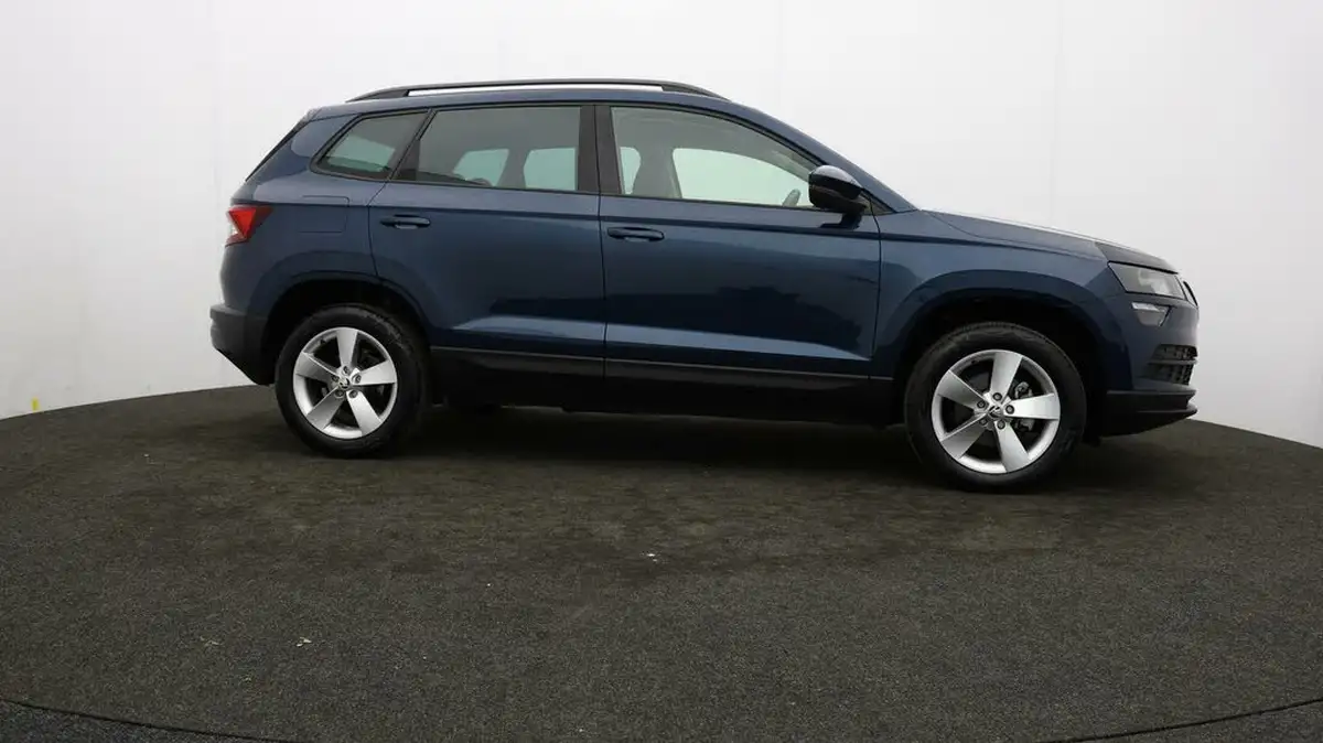 2020-skoda-karoq-15-tsi-se-dsg-big-32