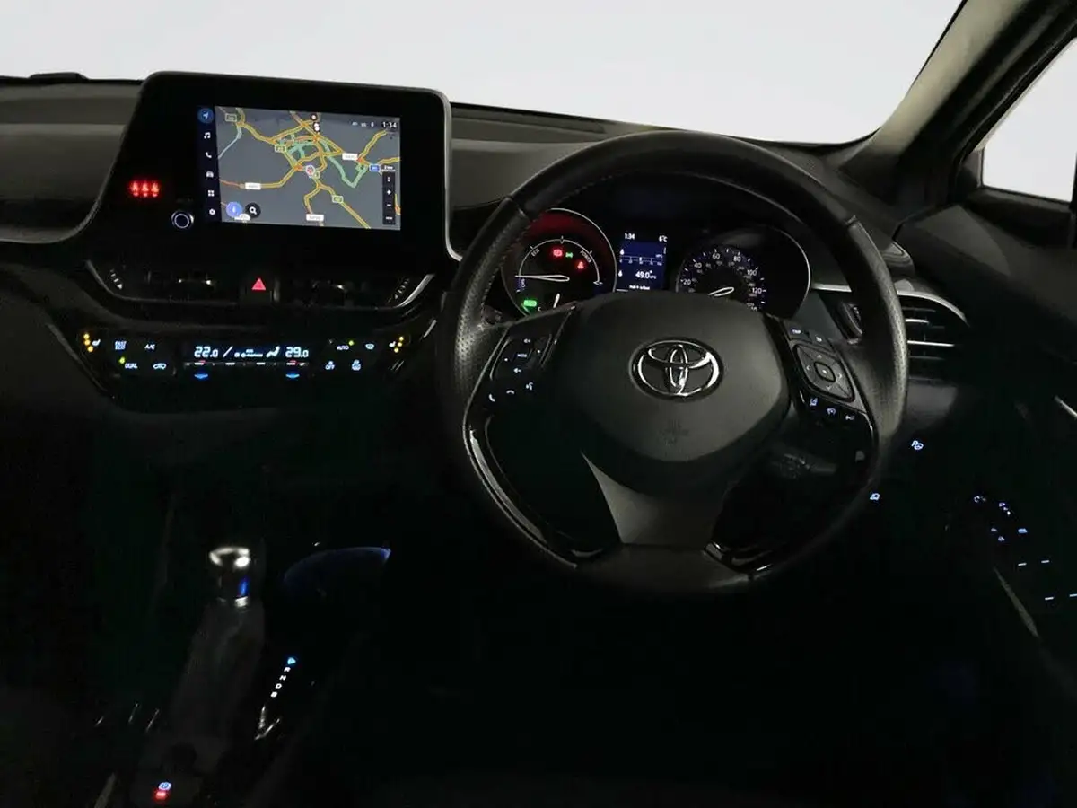 2022-toyota-c-hr-18-vvt-i-gr-sport-big-13