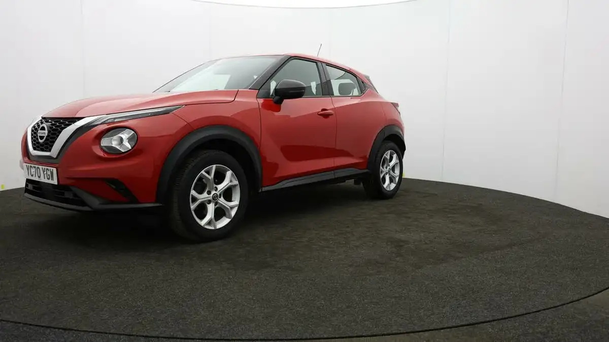 2020-nissan-juke-10-dig-t-acenta-117ps-big-2