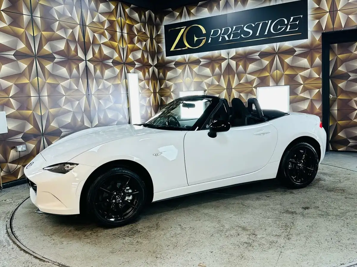2023-mazda-mx-5-15-prime-line-roadster-big-12