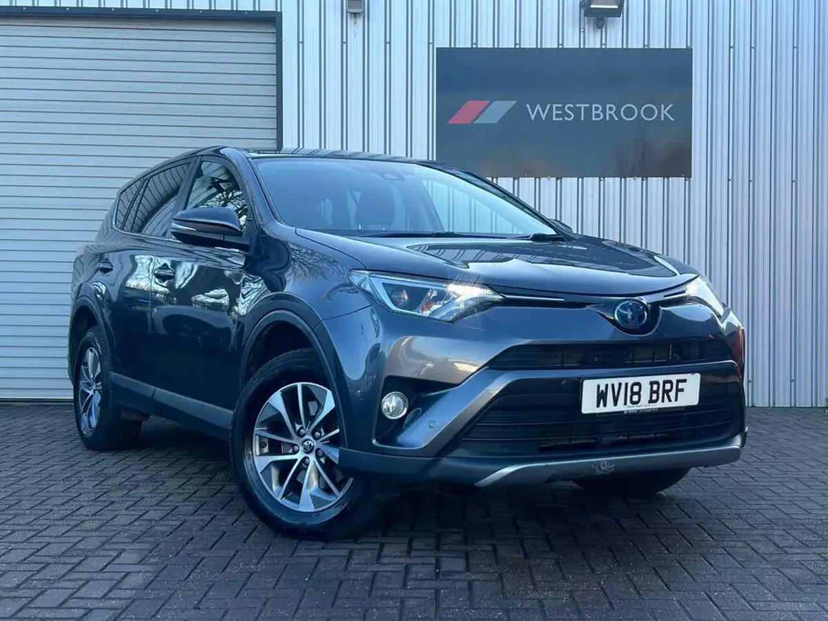 2018-toyota-rav4-25-vvt-i-icon-tech-big-6