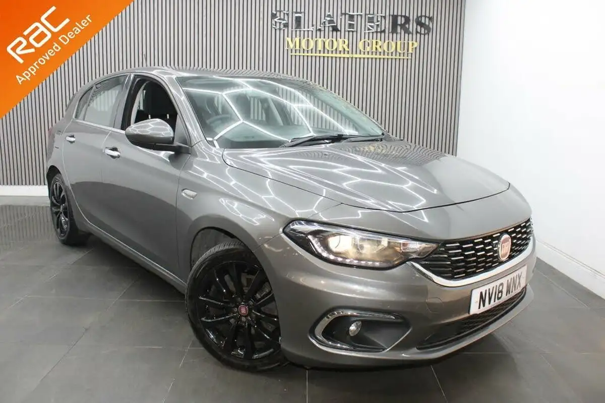 2018-fiat-tipo-16multijet-ii-lounge-hatchback-big-0