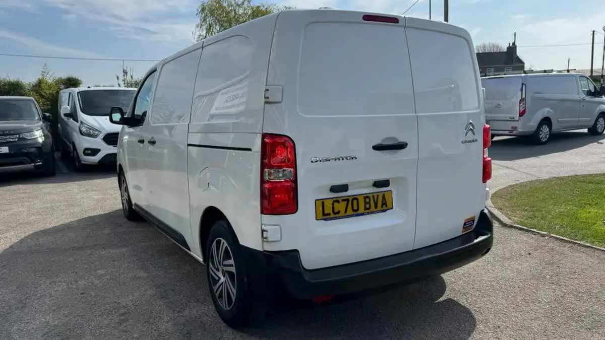 2020-citroen-dispatch-15bluehdi-enterprise-m-1000-100pseu6dt-e-big-19