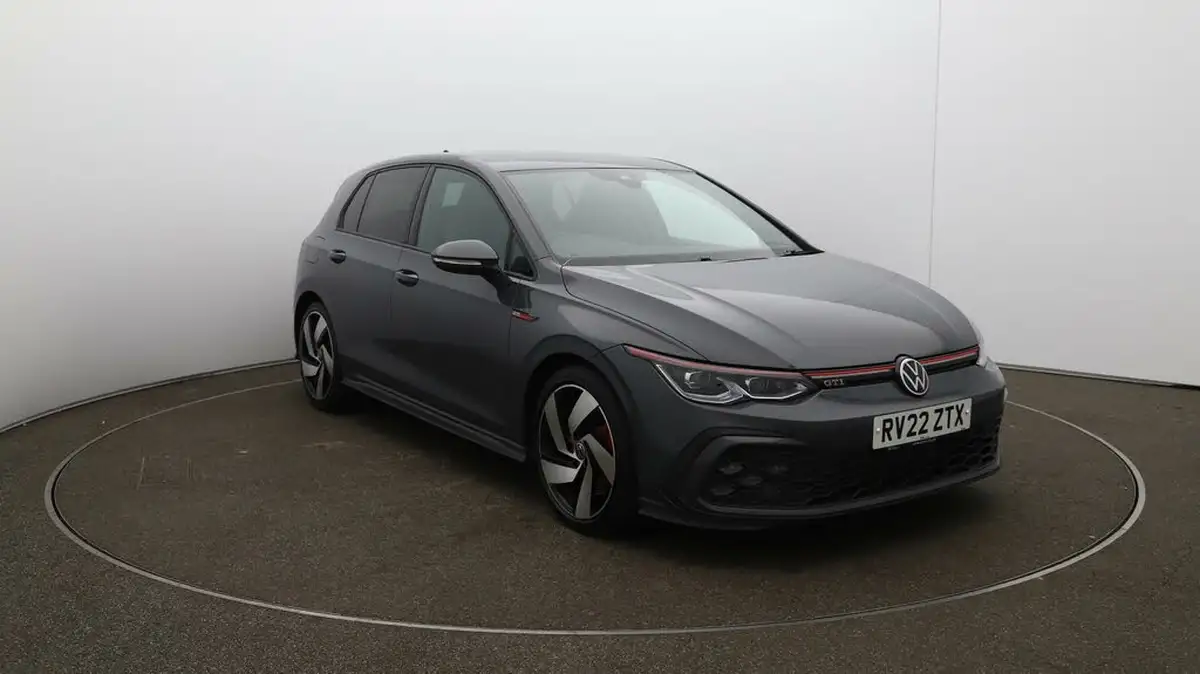 2022-volkswagen-golf-20-tsi-gti-dsg-big-36