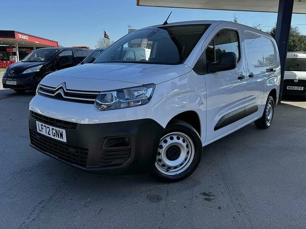 2023-citroen-berlingo-big-2