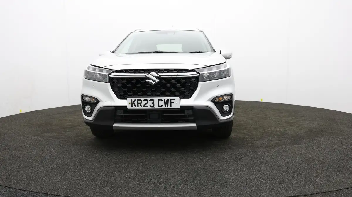 2023-suzuki-s-cross-15-motion-big-46