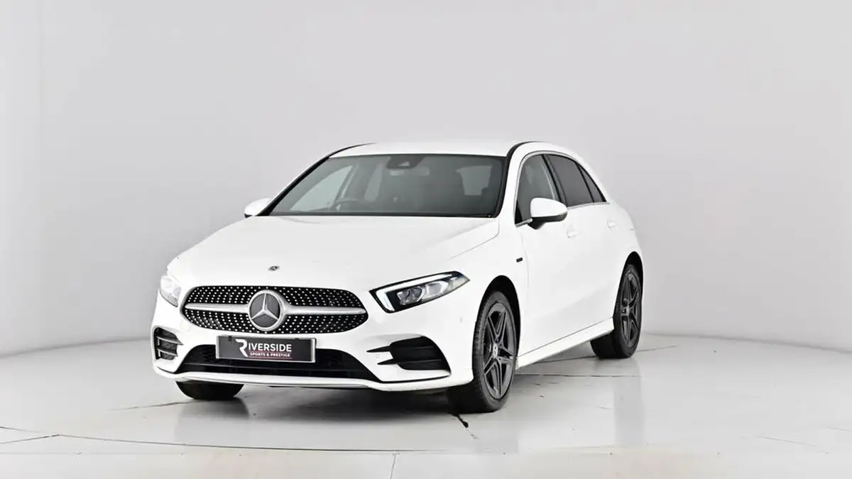 2021-mercedes-benz-a-class-13-a250e-amg-line-executive-hatchback-5d-big-55