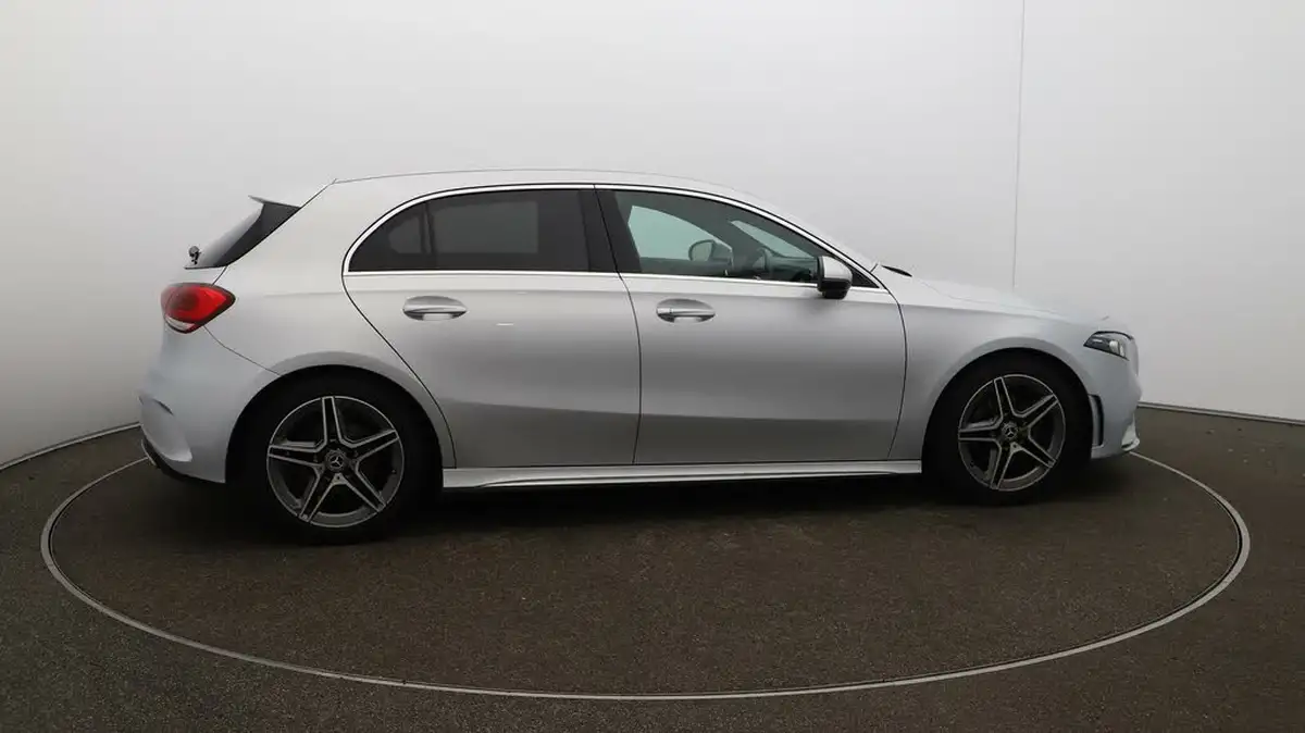 2020-mercedes-benz-a-class-13-a200-amg-line-hatchback-5d-7g-dct-big-40
