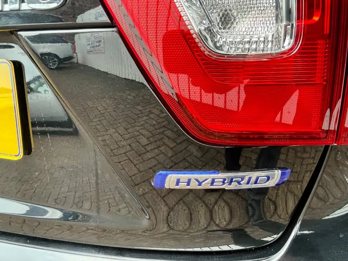 2022-suzuki-ignis-12-dualjet-sz5-big-7