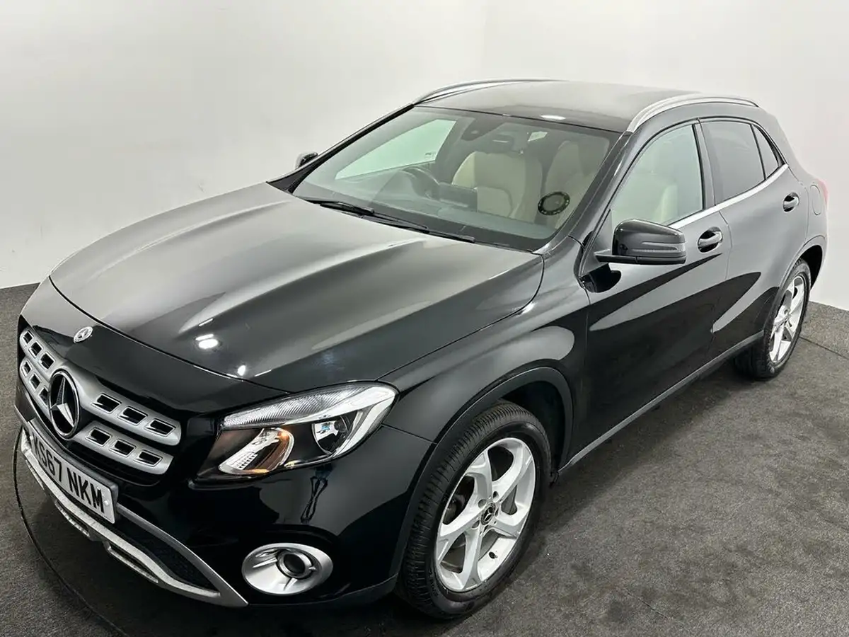 2017-mercedes-benz-gla-class-16-gla-200-sport-big-50
