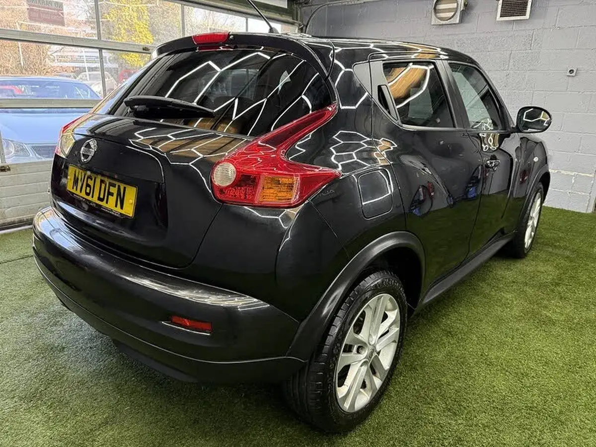 2011-nissan-juke-16-acenta-premium-16v-1598cc-big-16