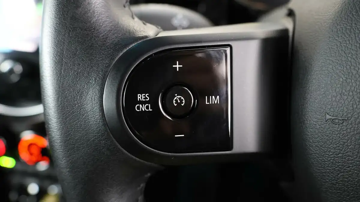 2021-mini-cooper-e-cooper-s-2-big-22