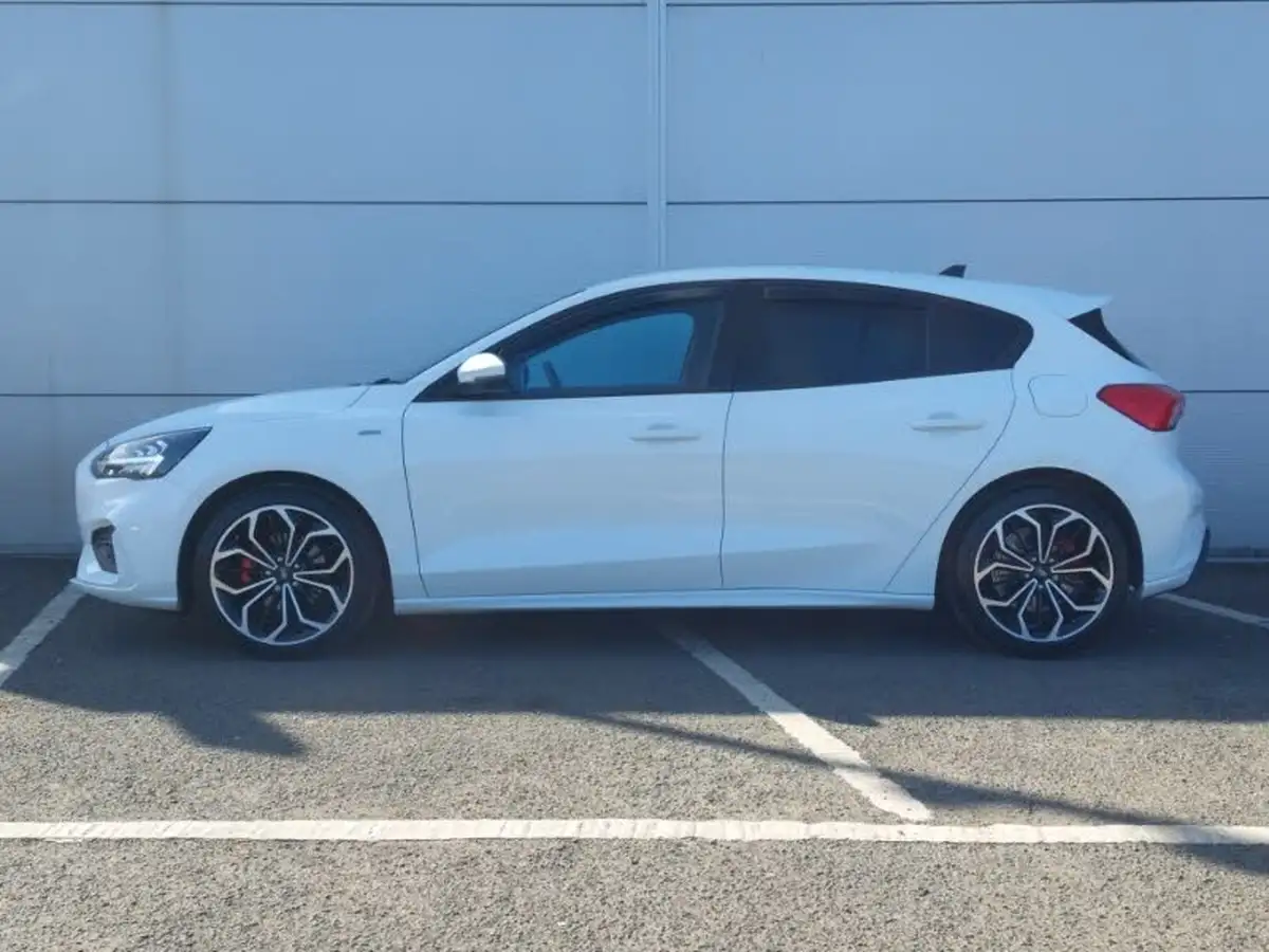 2020-ford-focus-10t-st-line-x-edition-155ps-hybrid-mhev-hatchback-big-3