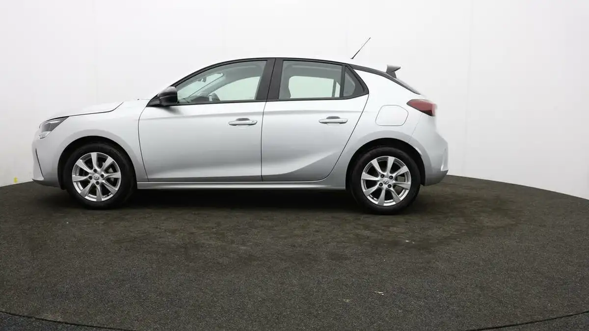 2023-vauxhall-corsa-12i-design-big-3