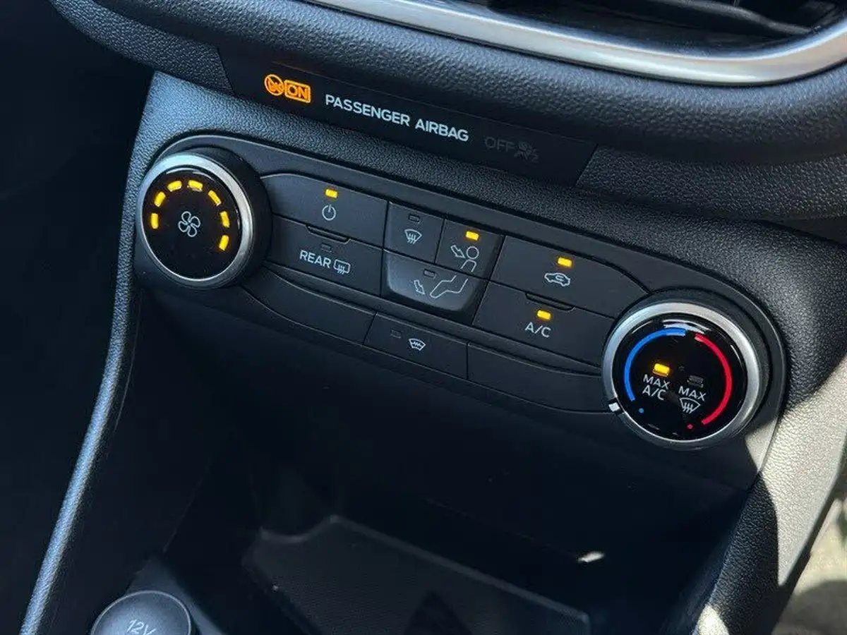 2023-ford-fiesta-10t-trend-big-15