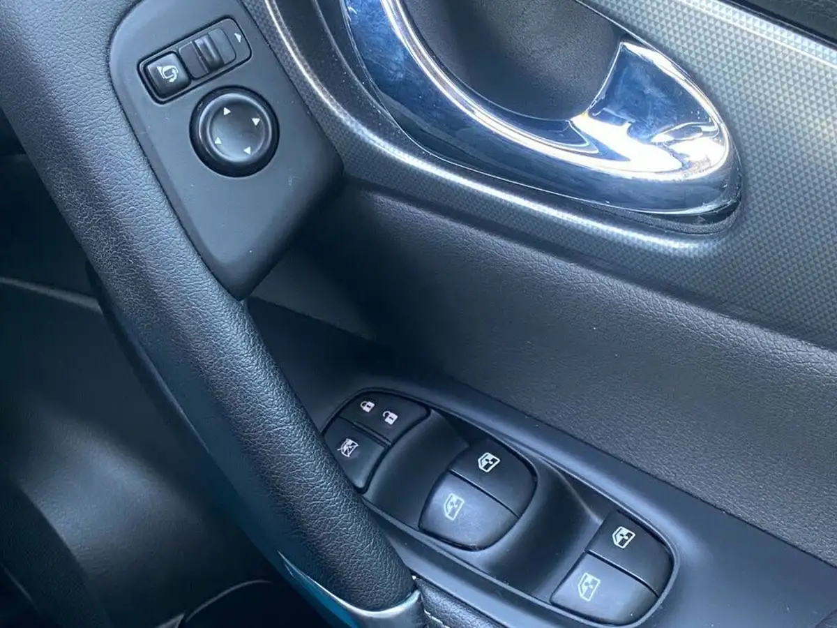2020-nissan-qashqai-13-dig-t-n-motion-140ps-big-42