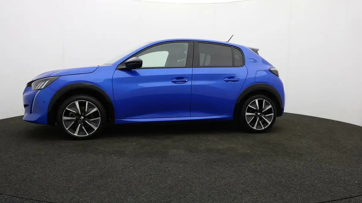 2021-peugeot-208-e-gt-50kwh-big-59