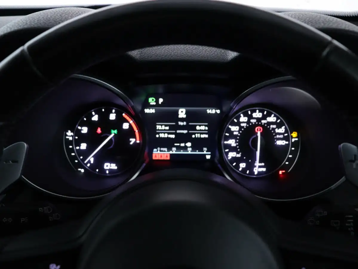2022-alfa-romeo-stelvio-20-sprint-197bhp-big-12