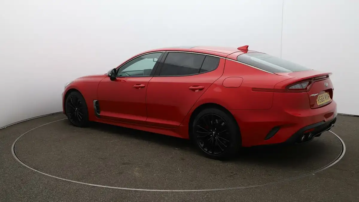 2019-kia-stinger-20-t-gdi-gt-line-s-244bhp-big-30