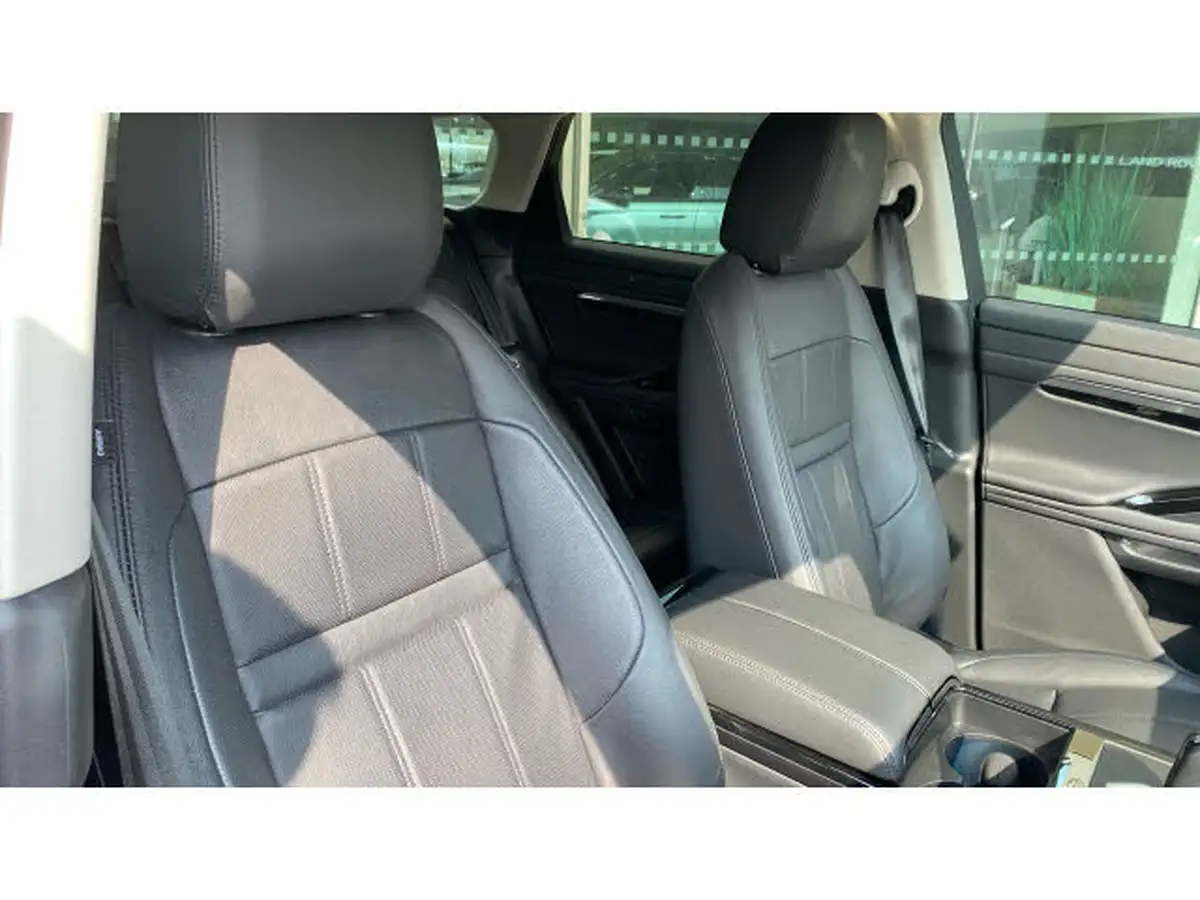 2022-land-rover-range-rover-evoque-15-p300e-r-dynamic-s-big-32