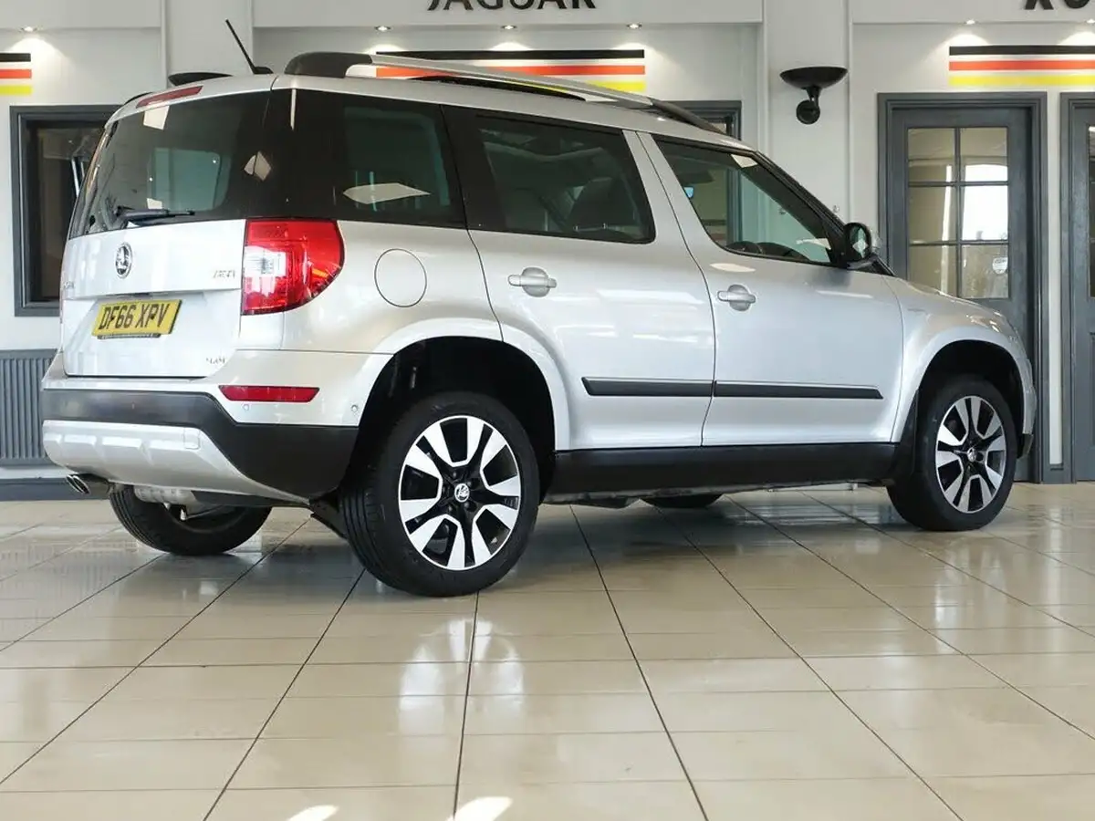 2016-skoda-yeti-outdoor-20tdi-scr-laurin-klement-dsg-big-6
