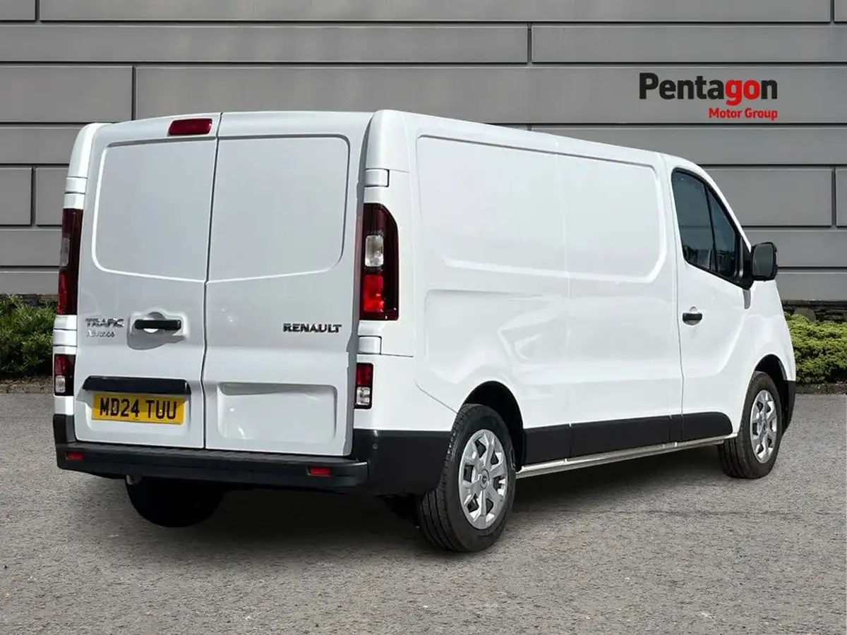 2024-renault-trafic-20dci-ll30-130-advance-panel-big-3