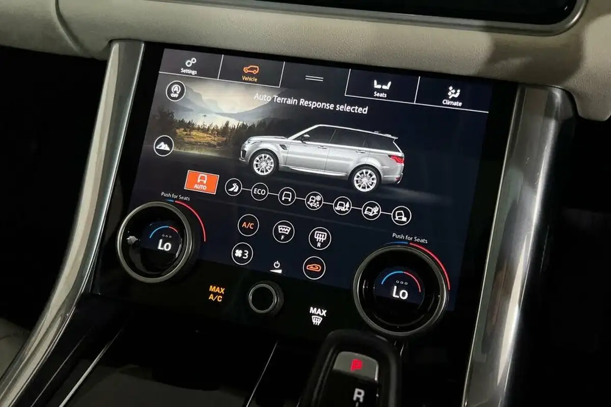 2021-land-rover-range-rover-sport-20-p400e-hse-silver-big-30