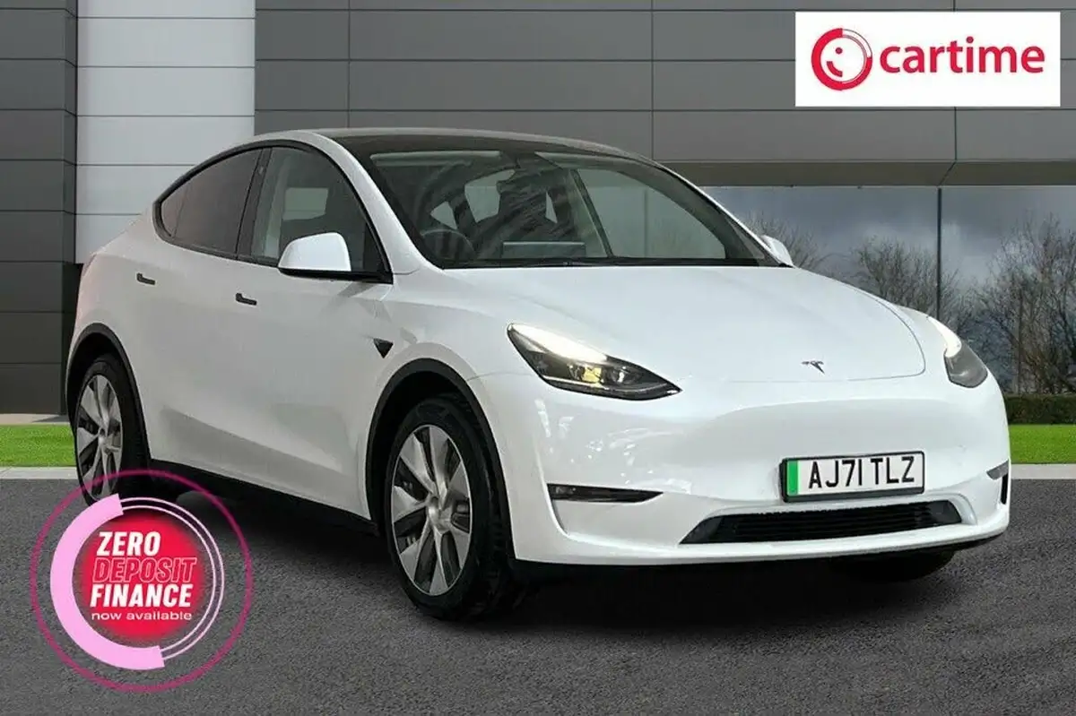 2022-tesla-model-y-e-long-range-big-0