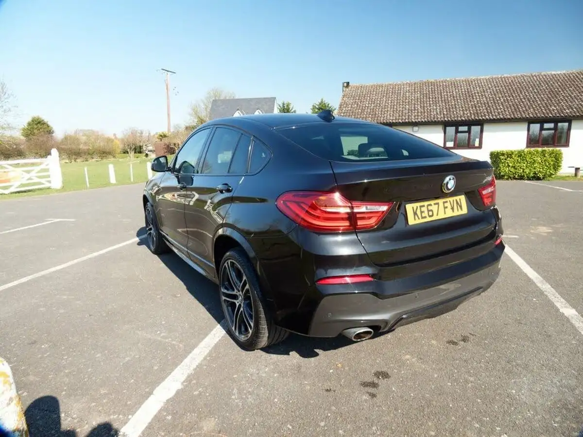 2017-bmw-x4-20td-xdrive20d-m-sport-big-8