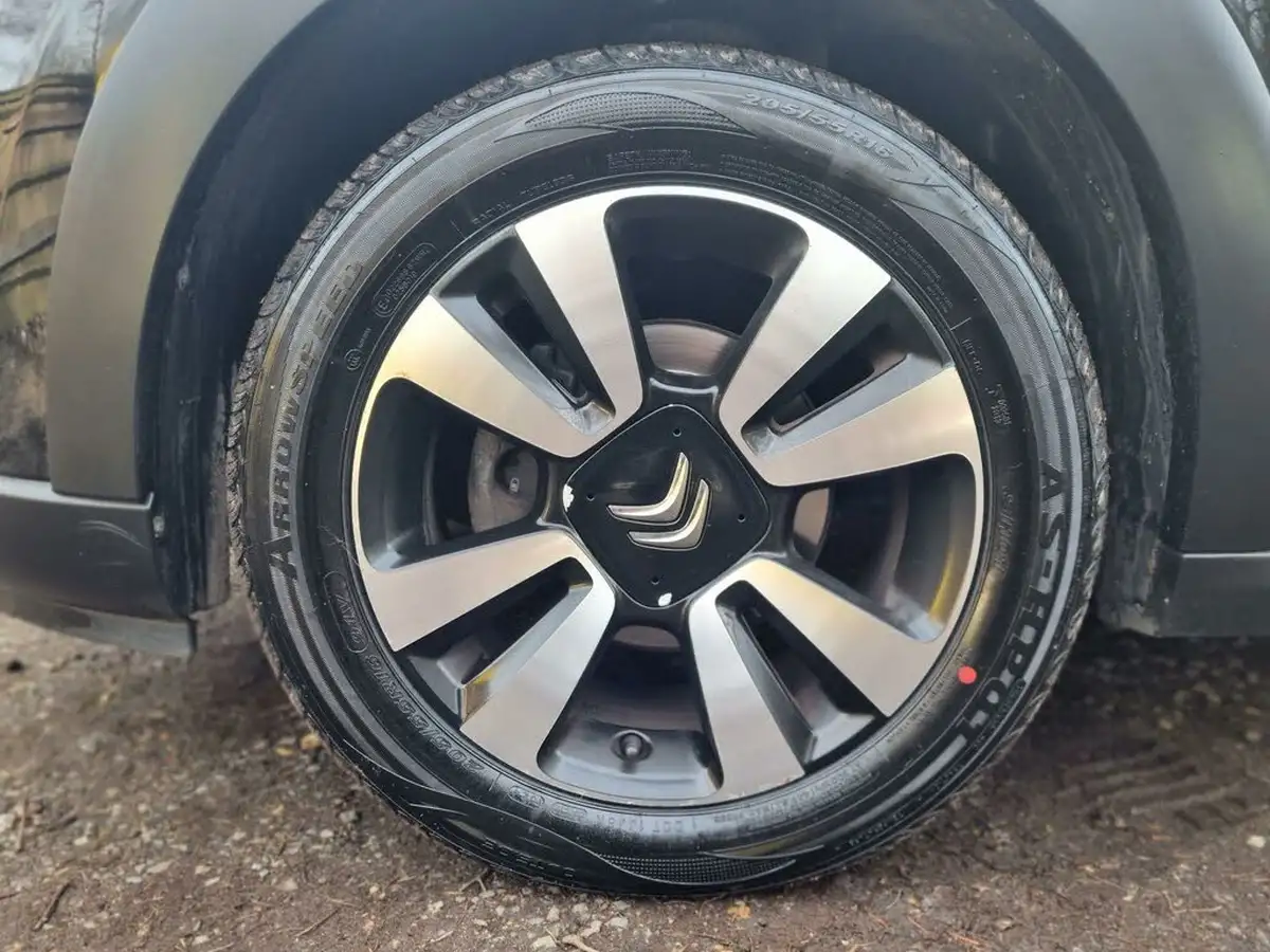2018-citroen-c3-12-puretech-feel-68ps-big-38