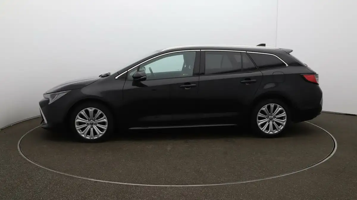 2022-toyota-corolla-18-vvt-i-excel-120bhp-trk-touring-sports-big-4
