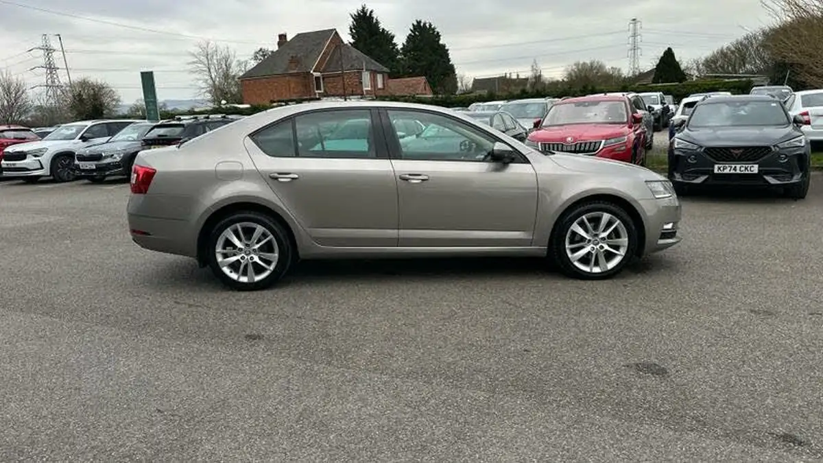 2017-skoda-octavia-14-tsi-se-l-hatchback-dsg-big-27