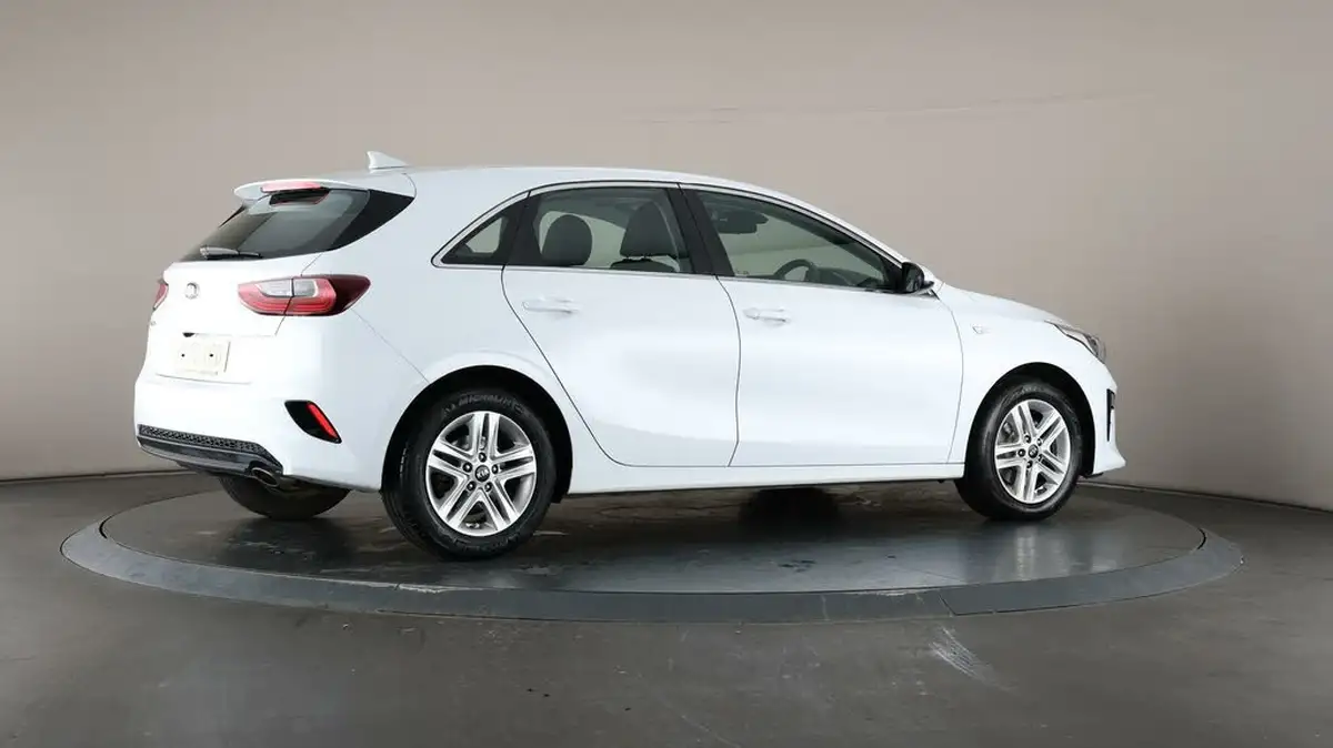 2021-kia-ceed-16crdi-2-nav-114bhp-adap-hatchback-big-56