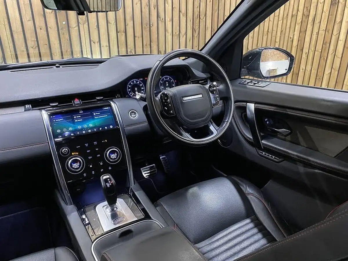 2020-land-rover-discovery-sport-big-53