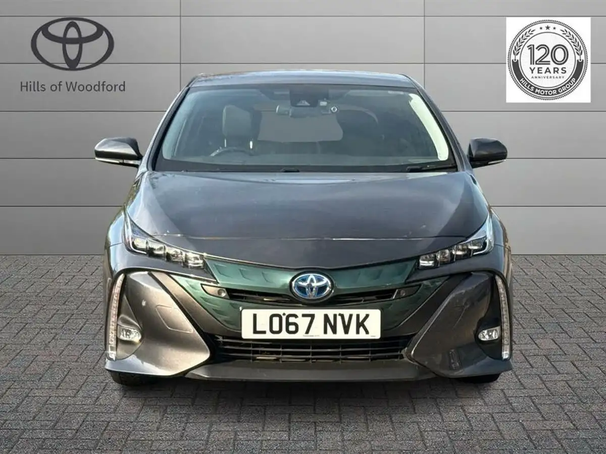 2017-toyota-prius-18-vvt-i-excel-plug-in-big-9