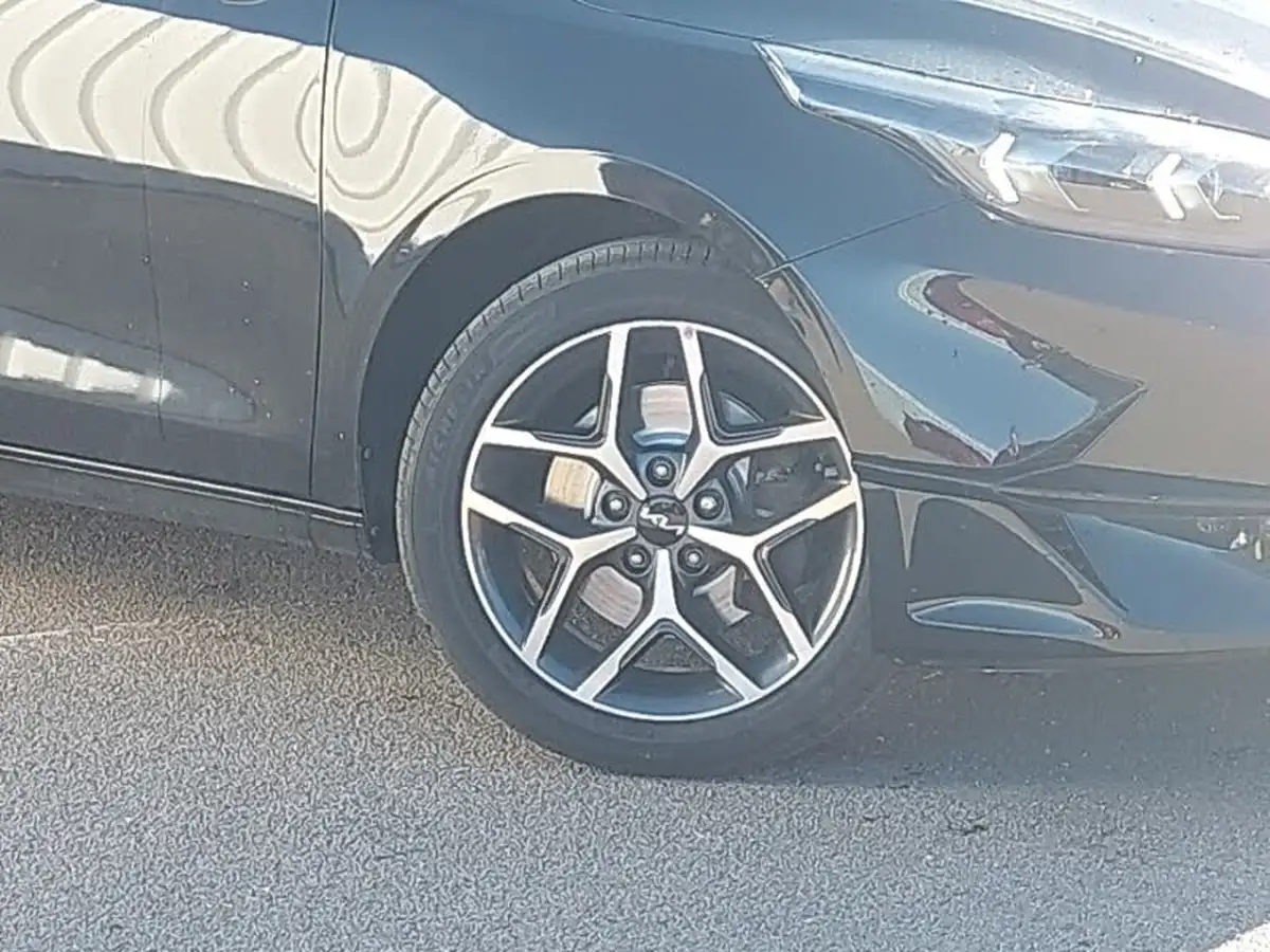 2024-kia-ceed-15-t-gdi-3-sportswagon-dct-big-8