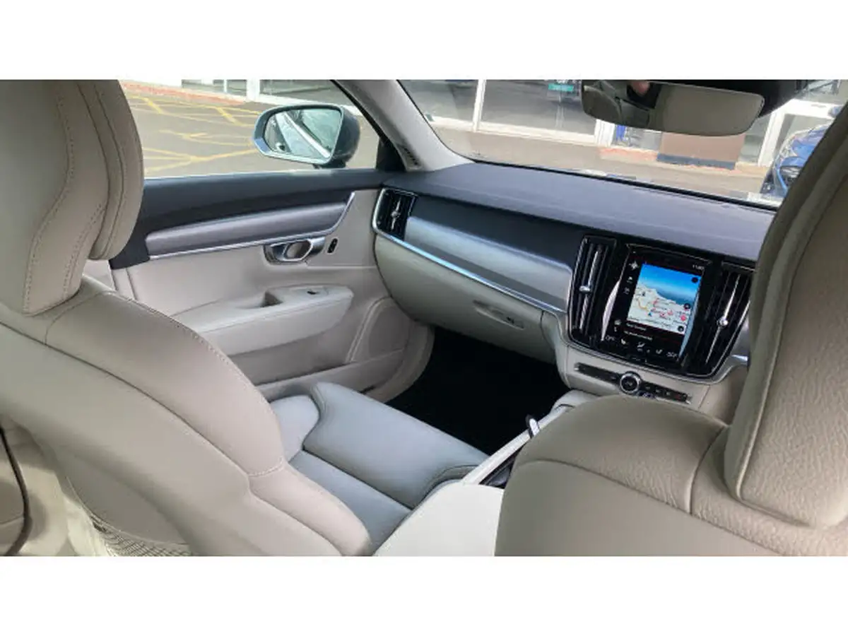 2019-volvo-s90-20td-d4-momentum-plus-big-37
