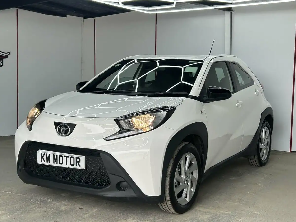 2024-toyota-aygo-x-10-vvt-i-pure-big-5