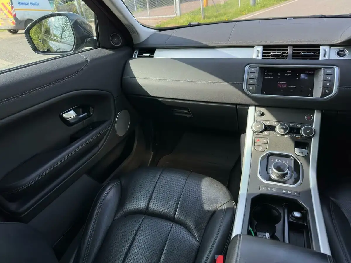 2017-land-rover-range-rover-evoque-20td4-se-tech-hatchback-5d-auto-big-25