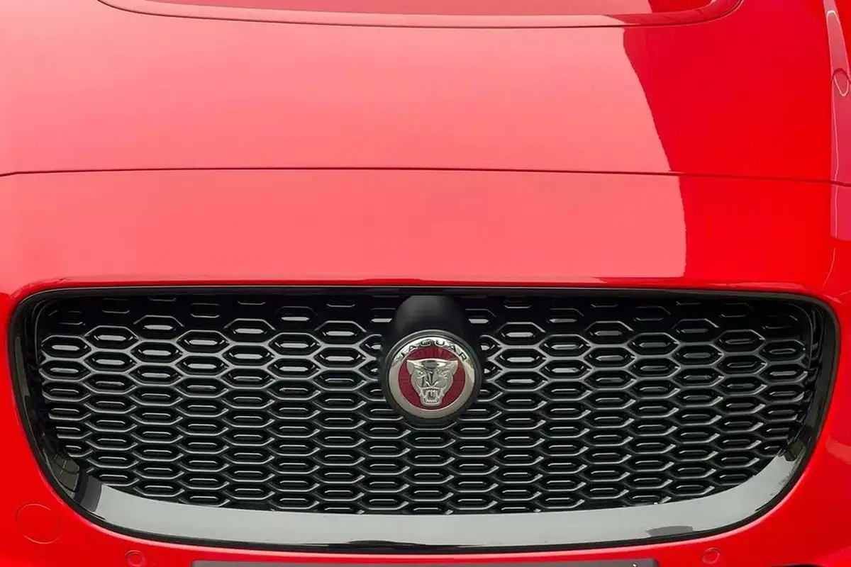 2023-jaguar-i-pace-ev400-hse-black-big-54