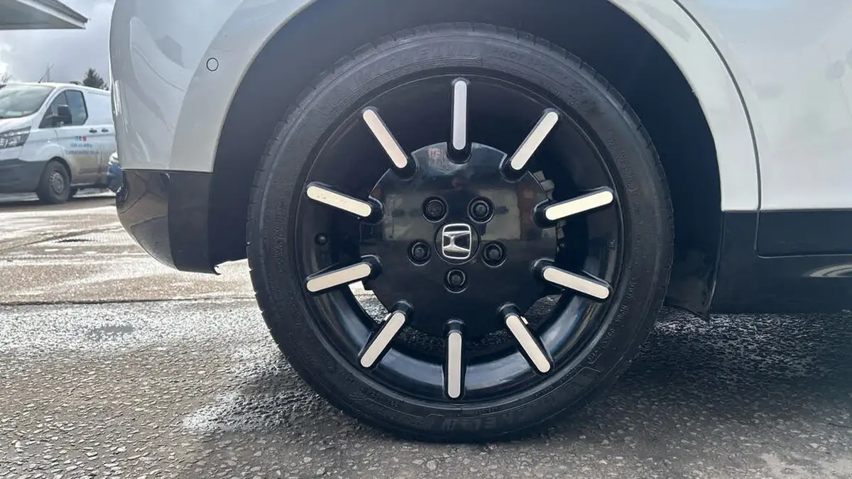 2020-honda-honda-e-e-advance-16in-big-18