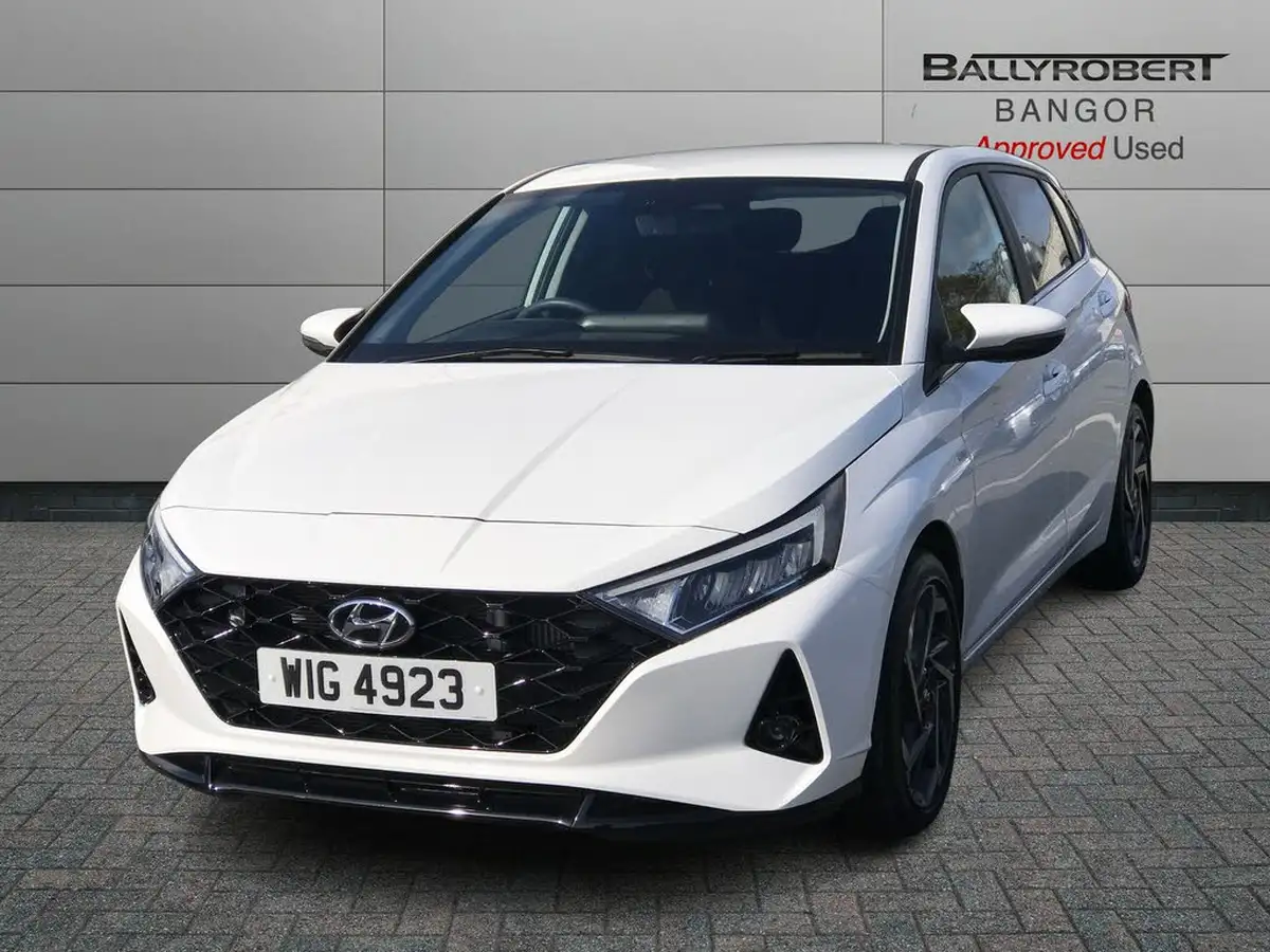 2022-hyundai-i20-10-t-gdi-premium-dct-big-13