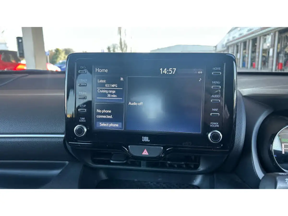 2022-toyota-yaris-15-vvt-i-dynamic-big-6