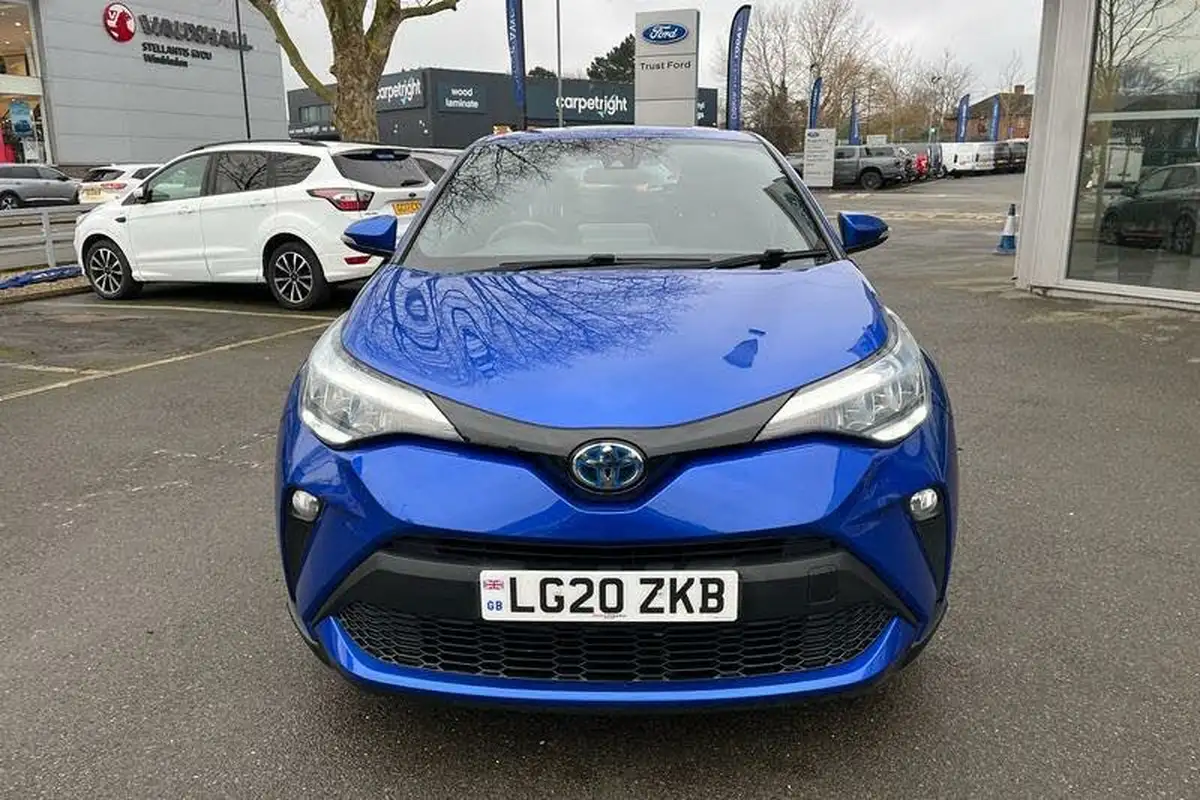 2020-toyota-c-hr-18-vvt-i-icon-parking-pack-big-37