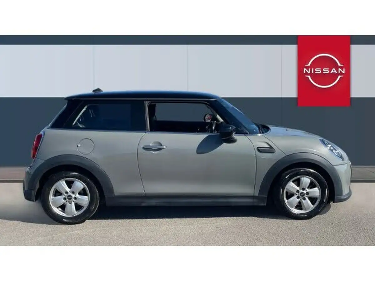 2021-mini-cooper-15-cooper-classic-hatchback-3d-big-4