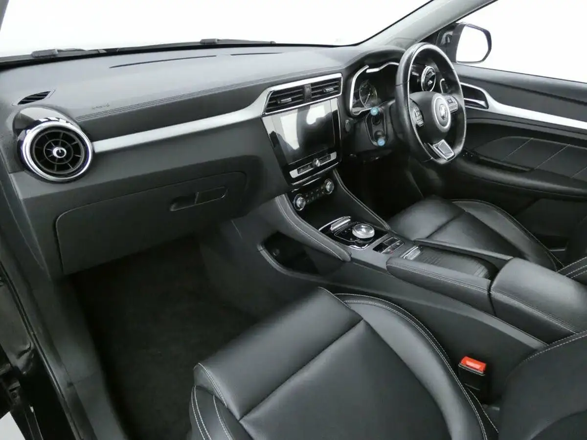 2021-mg-zs-suv-e-exclusive-ev-big-22