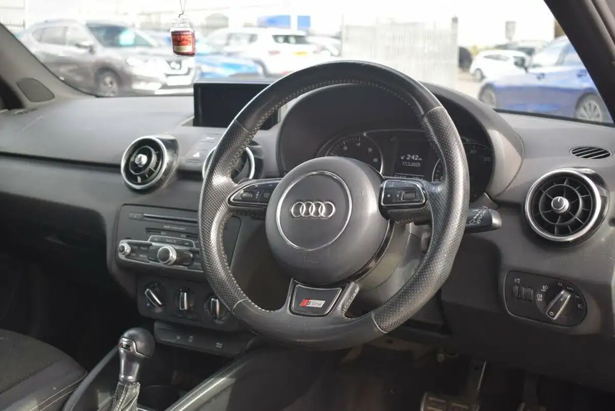 2017-audi-a1-14-tfsi-s-line-125ps-hatchback-3d-tronic-big-1