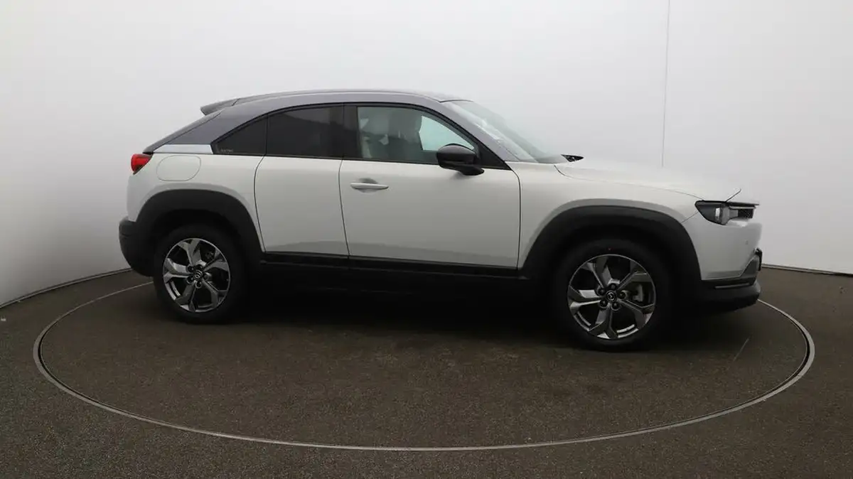 2021-mazda-mx-30-e-first-edition-big-41