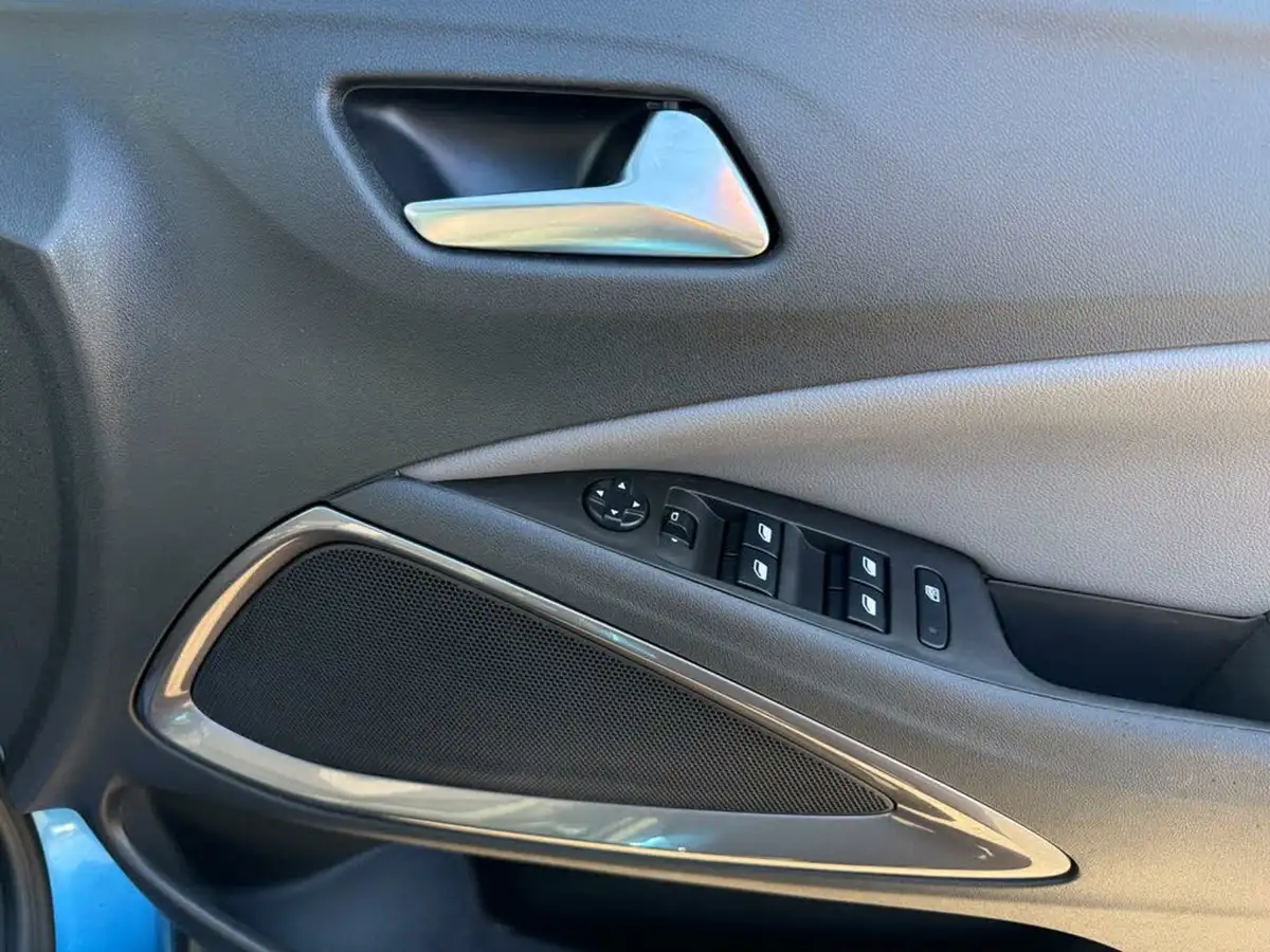 2019-vauxhall-crossland-x-12-elite-nav-110ps-turbo-ss-auto-big-48
