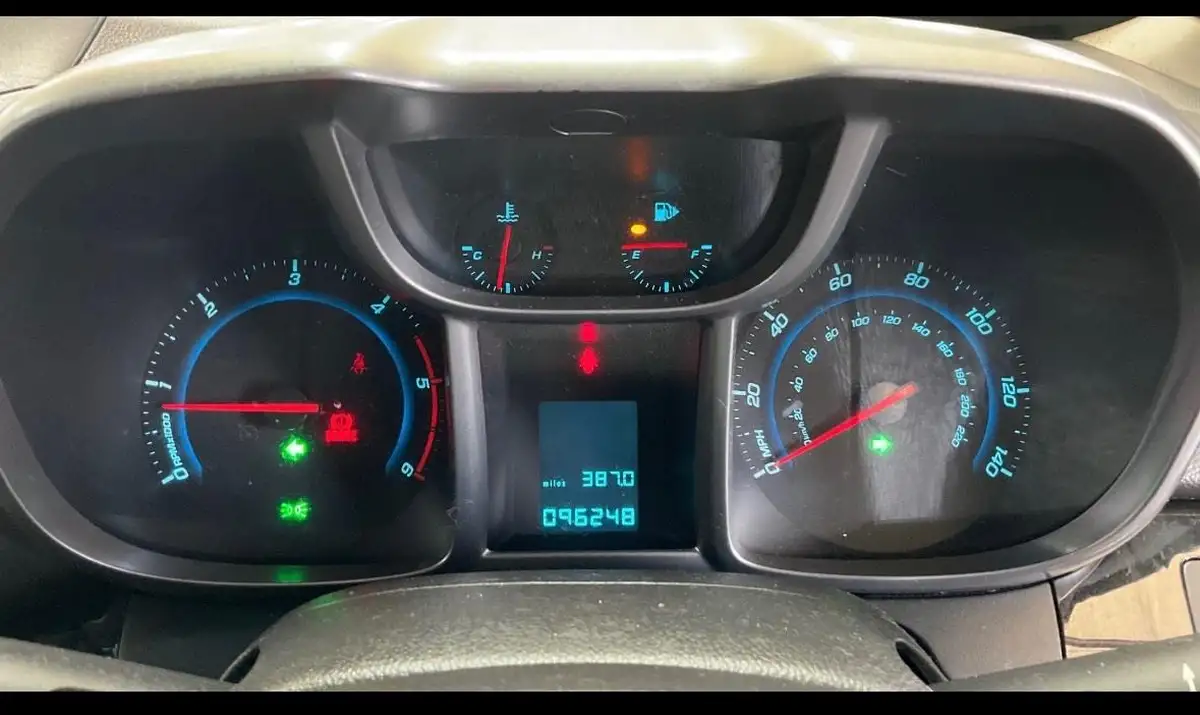2011-chevrolet-orlando-20td-ltz-big-7